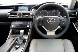 1402Lexus03